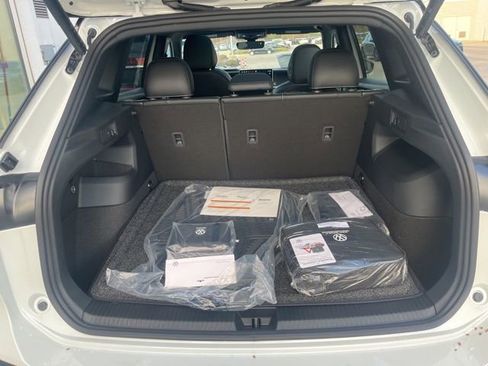 New 2026 Volkswagen Tiguan SE R-Line FWD image 24