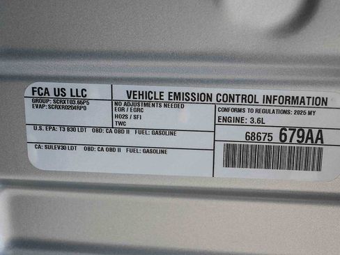 New 2025 Jeep Grand Cherokee Altitude image 37