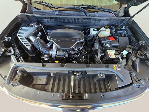 Used 2020 GMC Acadia SLT w/ Premium Package FWD image 30