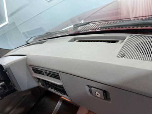 Used 1994 Chevrolet S10 Pickup 4WD 4-Door image 38