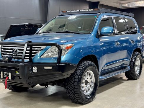 Used 2010 Lexus LX 570 4WD w/ Luxury Pkg image 1