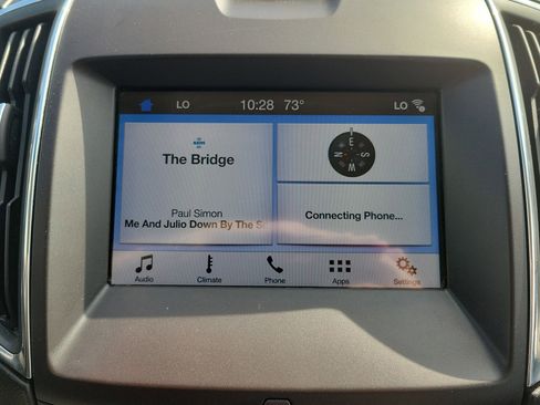 Used 2018 Ford Edge Titanium image 33