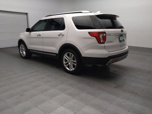 Used 2017 Ford Explorer Limited w/ Equipment Group 301A image 5
