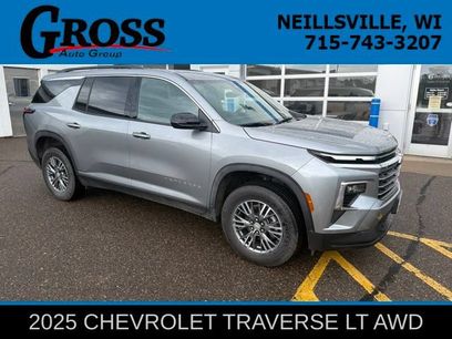Used 2025 Chevrolet Traverse LT w/ LPO, Floor Liner Package