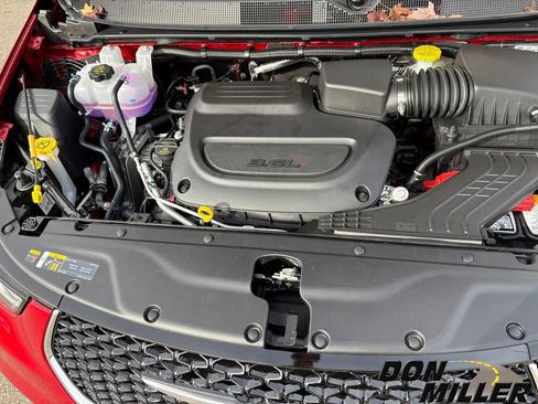 New 2026 Chrysler Pacifica Select image 30