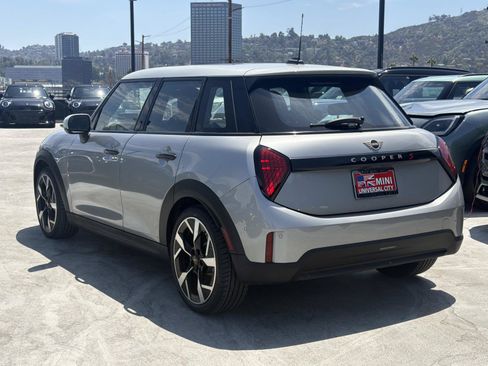 Used 2026 MINI Cooper S FWD image 4