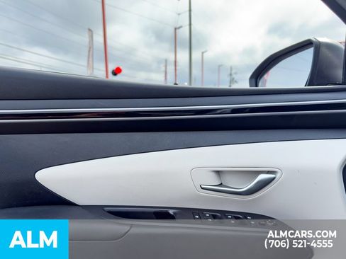 Used 2023 Hyundai Tucson SEL FWD image 8