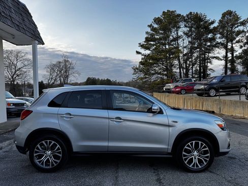 Used 2019 Mitsubishi Outlander Sport LE image 4