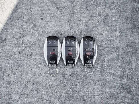 Used 2022 Bentley Flying Spur W12 AWD/4WD image 88