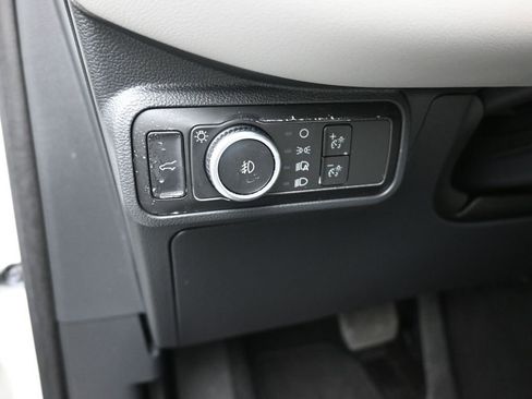 Certified 2025 Ford Explorer Active w/ Active Comfort Package RWD image 13