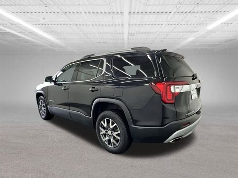 Used 2023 GMC Acadia SLT image 3