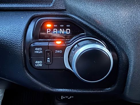 Used 2022 RAM 2500 Tradesman w/ Safety Group image 33