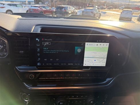 Used 2025 Chevrolet Silverado 1500 LT Trail Boss w/ Convenience Package II image 17