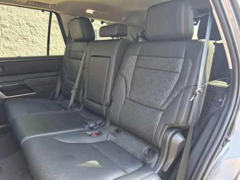 Used 2024 Toyota Sequoia Limited w/ Tow Technology Package AWD/4WD image 12