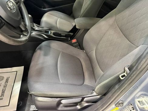 Used 2022 Toyota Corolla LE FWD image 24