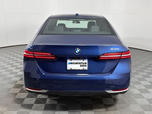 Used 2026 BMW 530i w/ Convenience Package RWD image 8