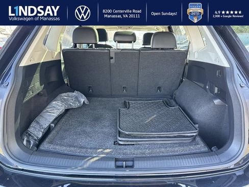 Used 2022 Volkswagen Tiguan SE image 11