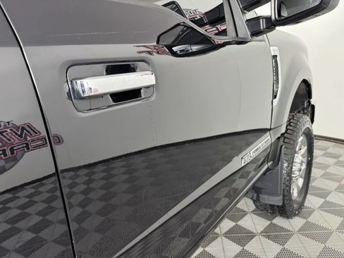 Used 2019 Ford F350 Lariat w/ Chrome Package AWD/4WD image 24