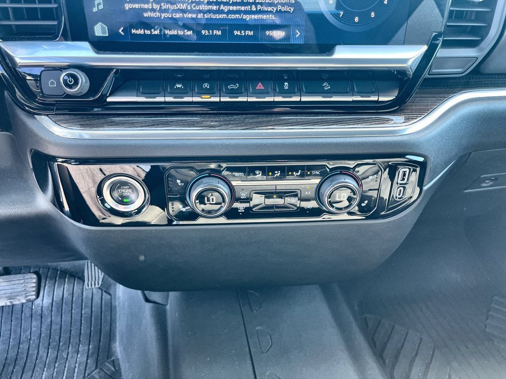 Used 2023 Chevrolet Silverado 1500 RST AWD/4WD image 17