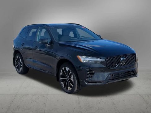 New 2026 Volvo XC60 T8 Plus w/ Protection Package Premier AWD/4WD image 8