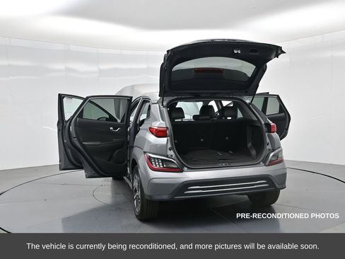 Used 2023 Hyundai Kona Limited image 37