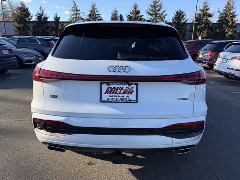 Used 2025 Audi Q5 Premium Plus w/ Premium Plus image 5
