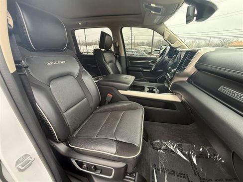 Used 2020 RAM 1500 Laramie image 26
