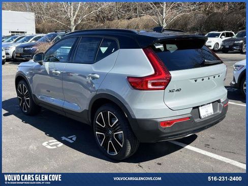 New 2026 Volvo XC40 B5 Ultra w/ Climate Package image 5