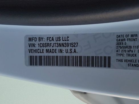 Used 2022 RAM 1500 Laramie AWD/4WD image 22
