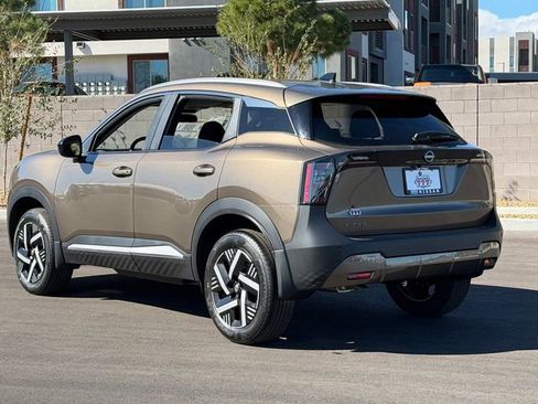 New 2026 Nissan Kicks SV image 3