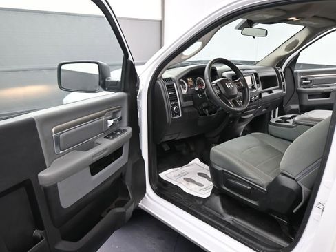 Used 2019 RAM 1500 Tradesman w/ Popular Equipment Group image 38