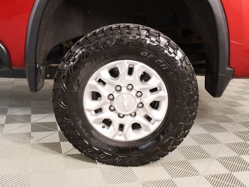 Used 2020 Chevrolet Silverado 2500 LT w/ Texas Edition AWD/4WD image 18