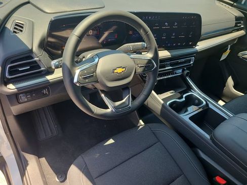 New 2026 Chevrolet Traverse LT FWD image 18