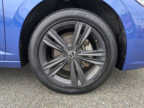 Used 2023 Volkswagen Jetta SE image 11