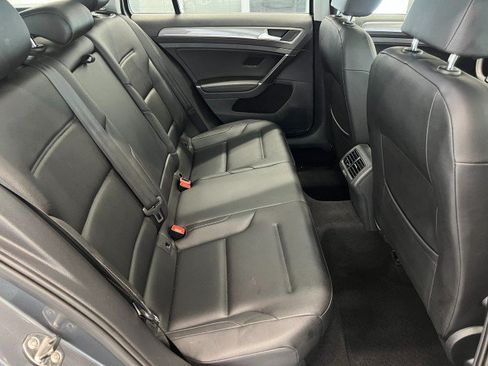 Used 2017 Volkswagen Golf Alltrack AWD/4WD image 27