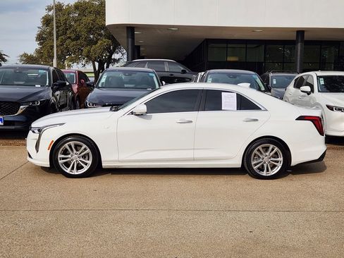 Used 2022 Cadillac CT4 Luxury image 4