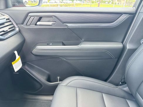 New 2025 GMC Acadia Elevation w/ Elevation Premium Package image 26