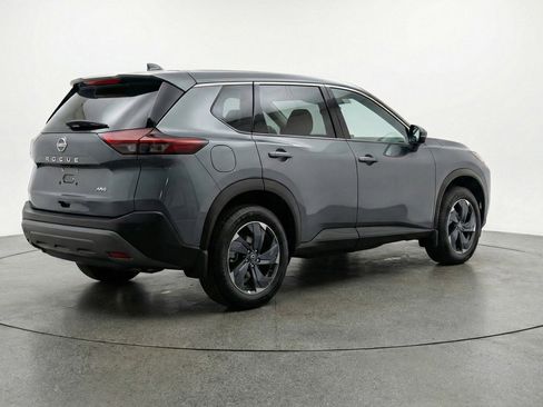 Used 2025 Nissan Rogue SV image 9