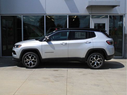 New 2026 Jeep Compass Limited AWD/4WD image 5