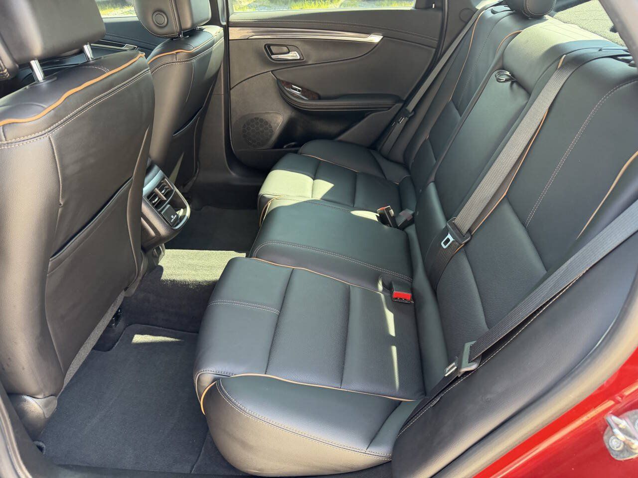 Used 2014 Chevrolet Impala LTZ FWD image 16