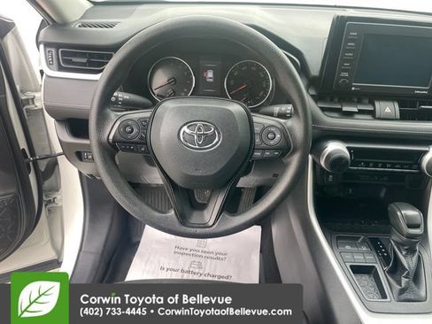 Used 2021 Toyota RAV4 LE FWD image 21