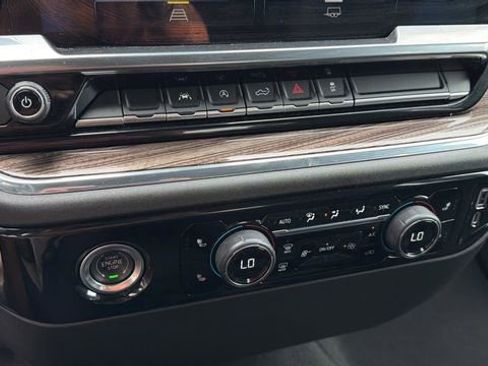 Used 2023 Chevrolet Silverado 1500 LT image 20