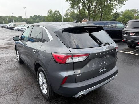 Used 2022 Ford Escape SE w/ Convenience Package FWD image 6