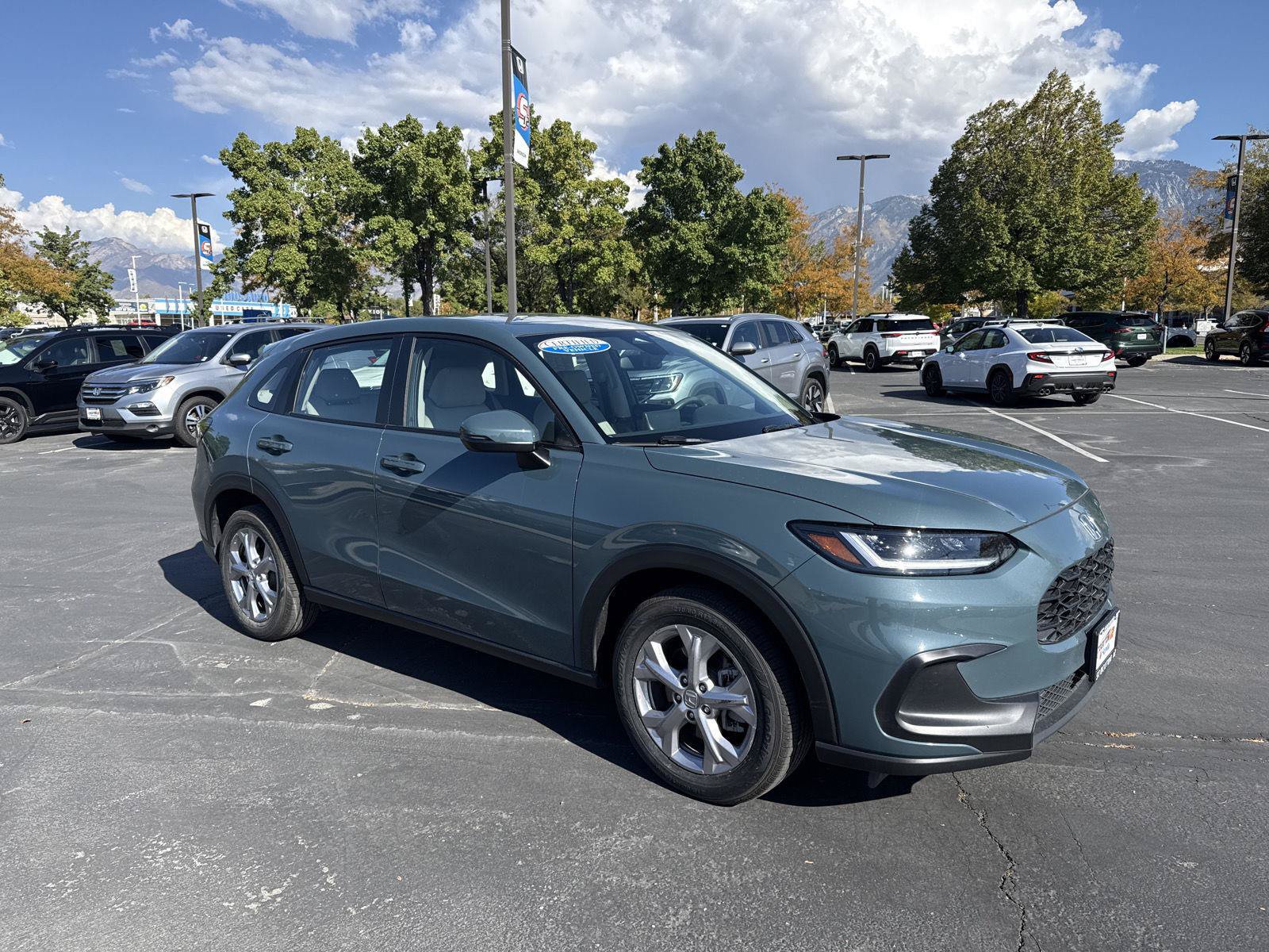 Used 2024 Honda HR-V LX image 3