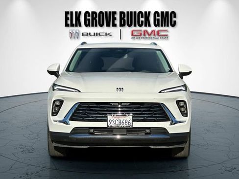 Used 2025 Buick Envision Preferred image 9