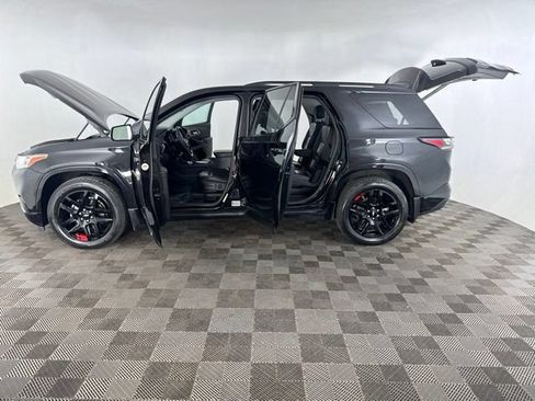 Used 2020 Chevrolet Traverse Premier w/ Redline Edition AWD/4WD image 11