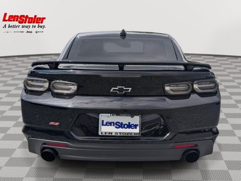 Used 2020 Chevrolet Camaro SS RWD image 4