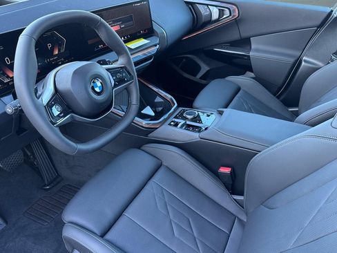 Used 2026 BMW X3 xDrive30i w/ Premium Package AWD/4WD image 4