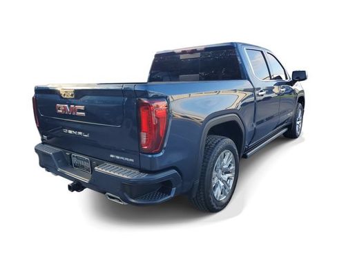 Used 2023 GMC Sierra 1500 Denali w/ Technology Package AWD/4WD image 4