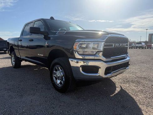 Used 2022 RAM 2500 Tradesman AWD/4WD image 1